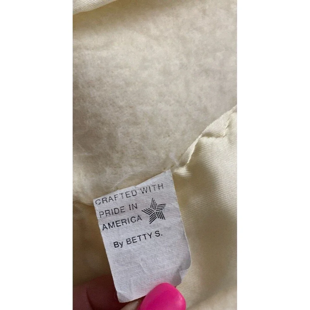Vintage Betty S Cream Ivory Satin Trim Fleece Blanket 85x90 USA